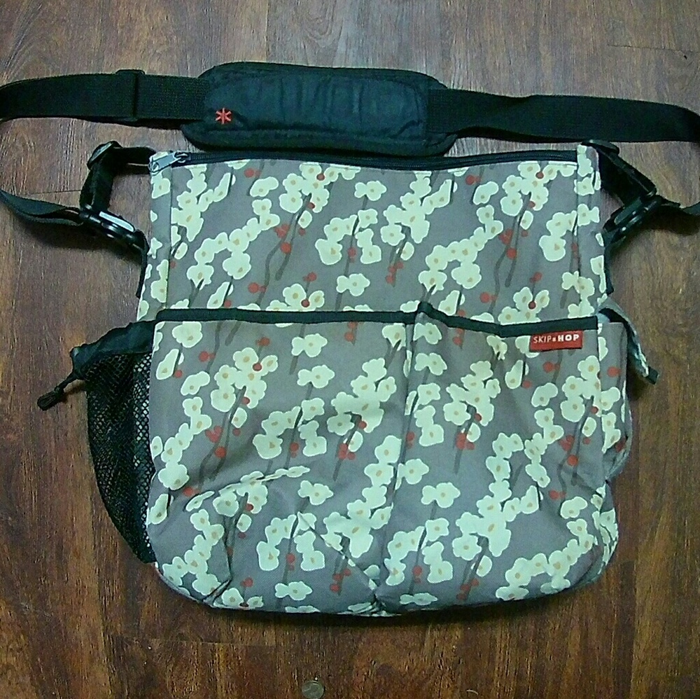 Skip Hop Signature Diaper Bag